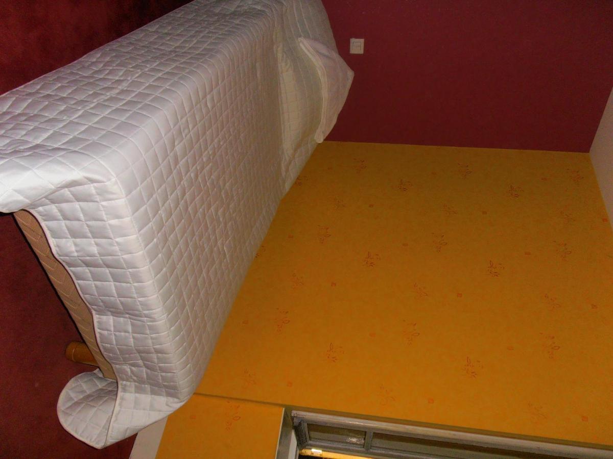 Relais Du Sidobre Hotel Lacrouzette Quarto foto